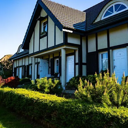 Swierkowa * Debina (Ustka)